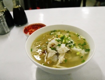 Ba quán ăn lâu đời hút khách ở Sài Gòn