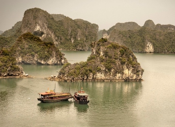 Ho Chi Minh - Cu Chi - Can Tho - Hoian - My Son - Hue - Hanoi - Halong