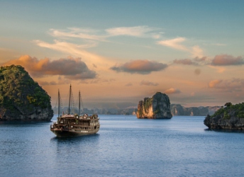 Hanoi - Halong - Sapa - Hue - Ho Chi Minh