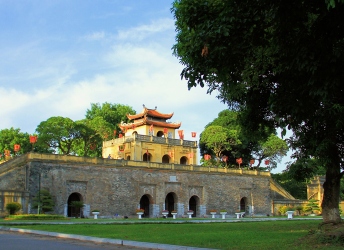 Hanoi - Halong - Ho Chi Minh - Nha Trang