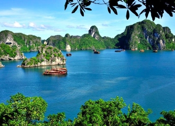 Hanoi - Halong - Ninh Binh - Son La - Tuan Giao - Dien Bien - Lai chau - Tam Duong - Sapa